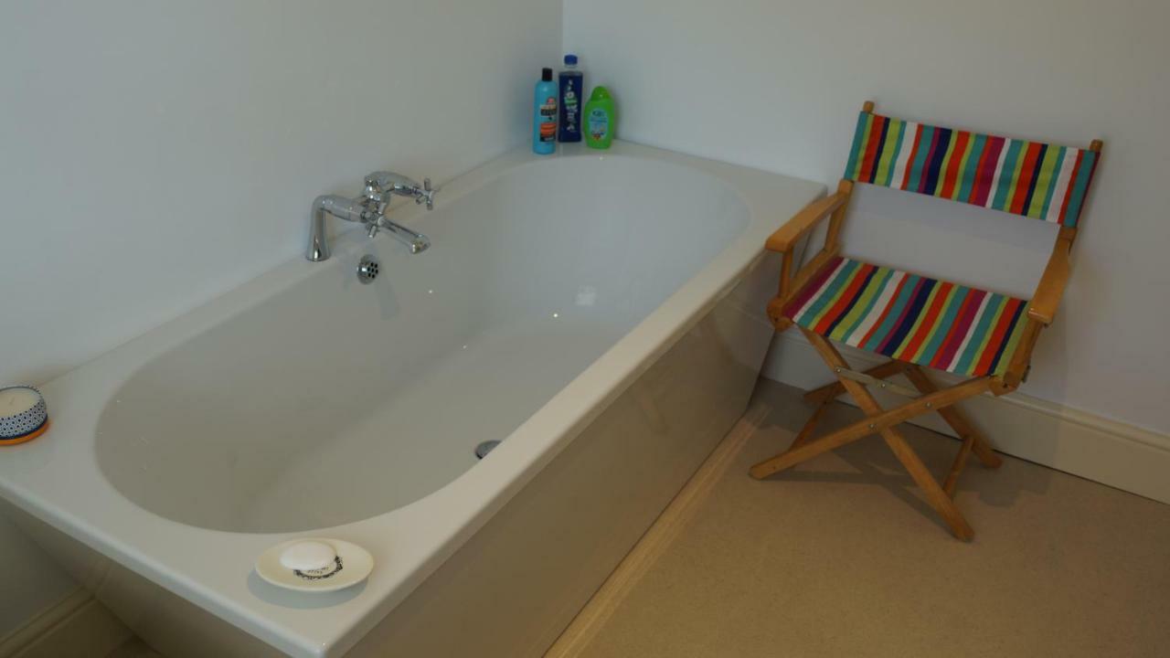 Foam Cottage Looe Bagian luar foto