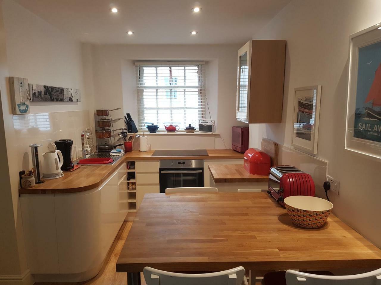 Foam Cottage Looe Bagian luar foto